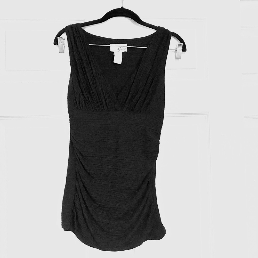 Guess Scrunched Sleevless Top
